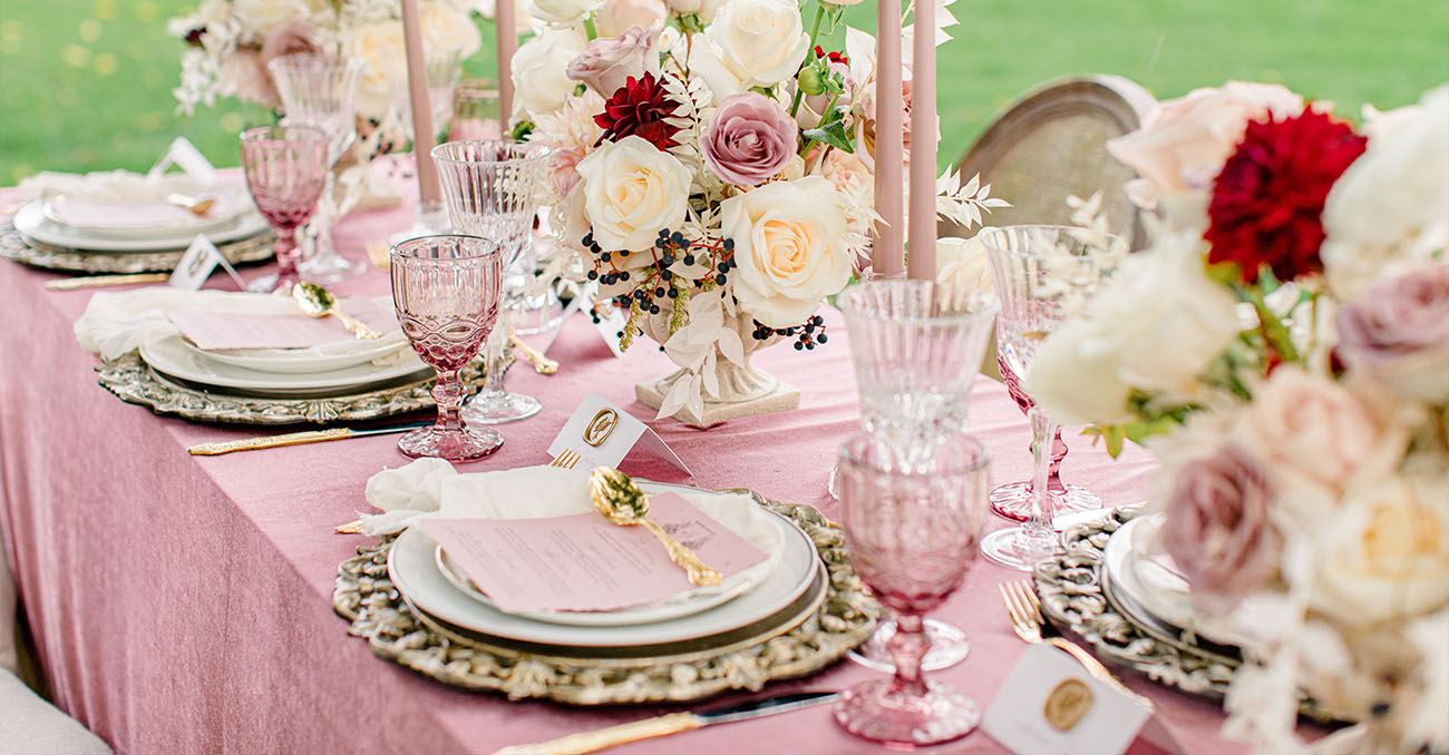 Pink Tablescape - Vintage Gold - Ottawa - The Invitation Studio - Wedding
